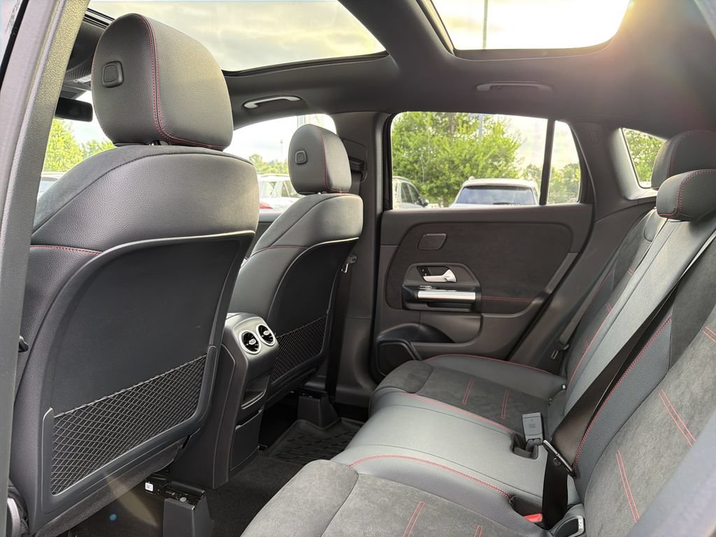 New 2026 Mercedes-Benz GLA 250 4MATIC image 12
