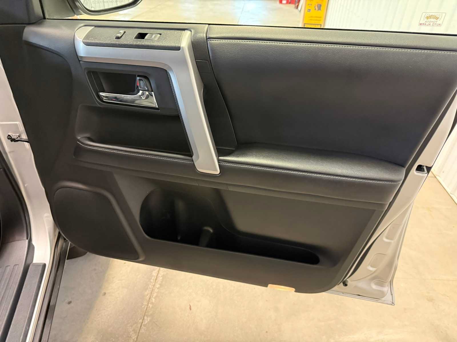 Used 2019 Toyota 4Runner SR5 Premium AWD/4WD image 27