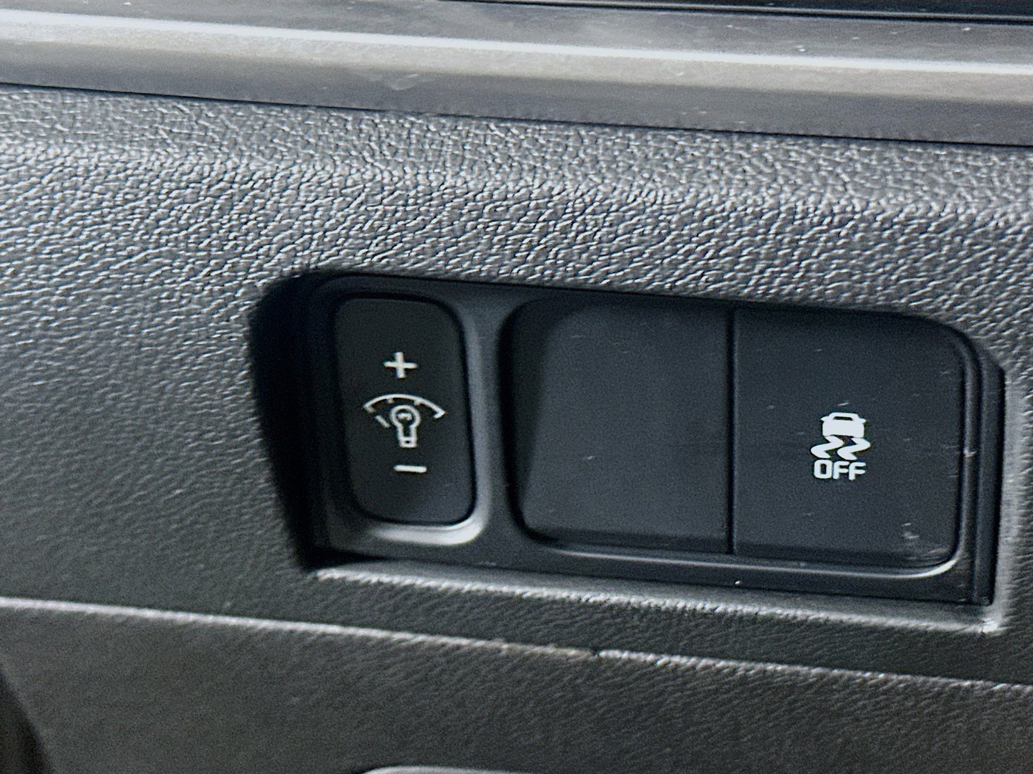 Used 2024 Kia Sorento S image 16