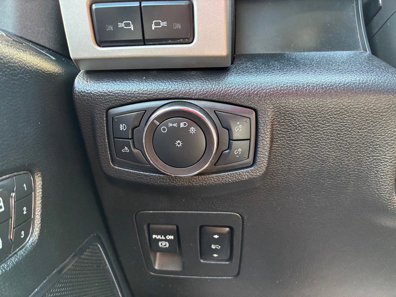Used 2019 Ford F150 Lariat w/ Equipment Group 502A Luxury image 13