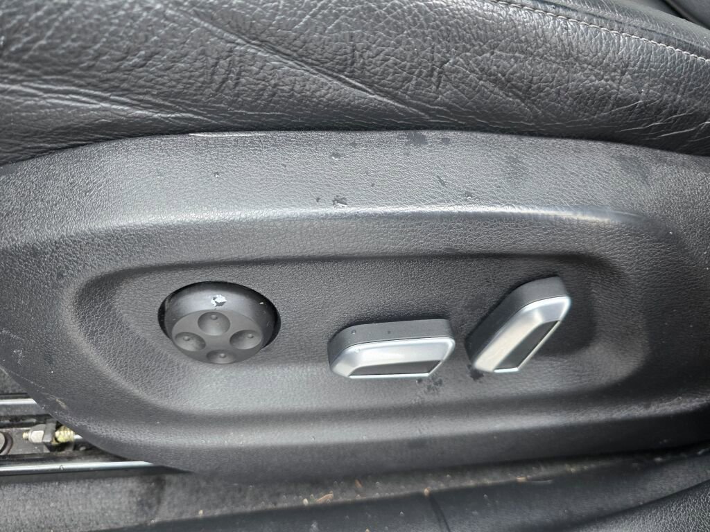 Used 2016 Audi Q5 2.0T Premium Plus w/ Technology Package image 18