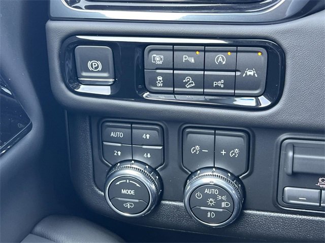 New 2026 GMC Yukon XL AT4 Ultimate image 21