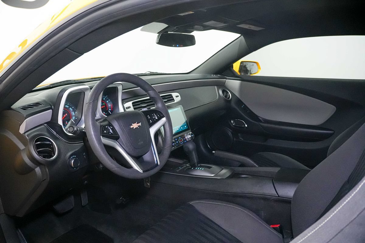 Used 2014 Chevrolet Camaro LS RWD image 14