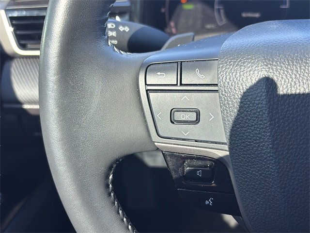 Used 2025 Toyota Camry SE image 23