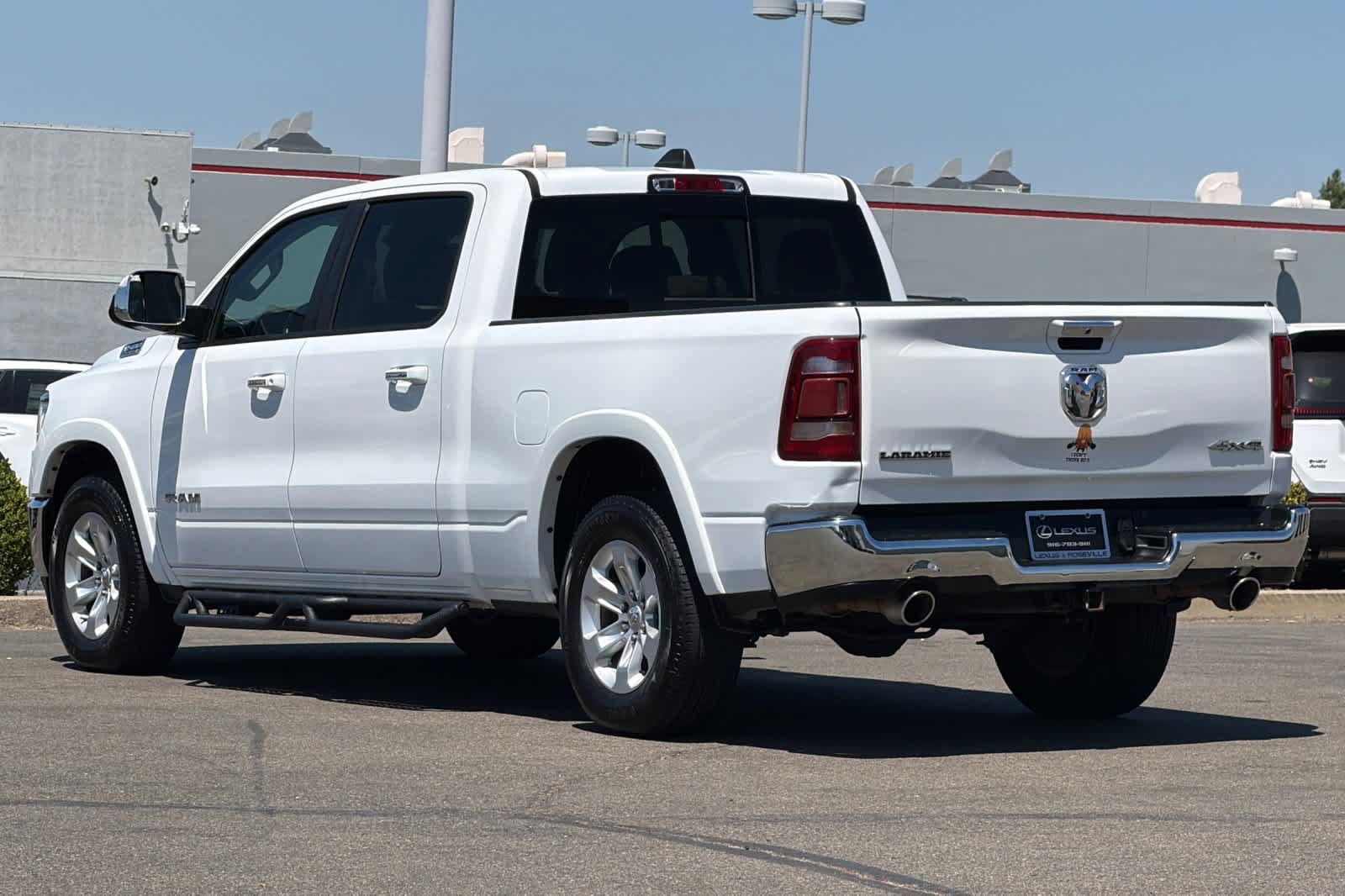 Used 2021 RAM 1500 Laramie AWD/4WD image 7