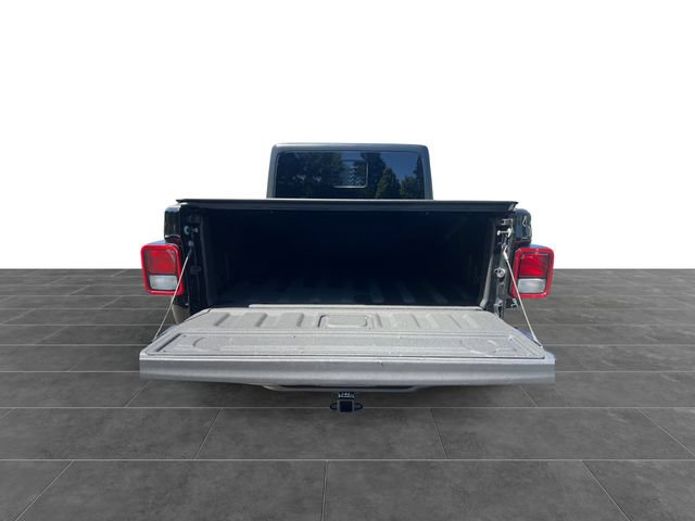 Used 2021 Jeep Gladiator Overland AWD/4WD image 18
