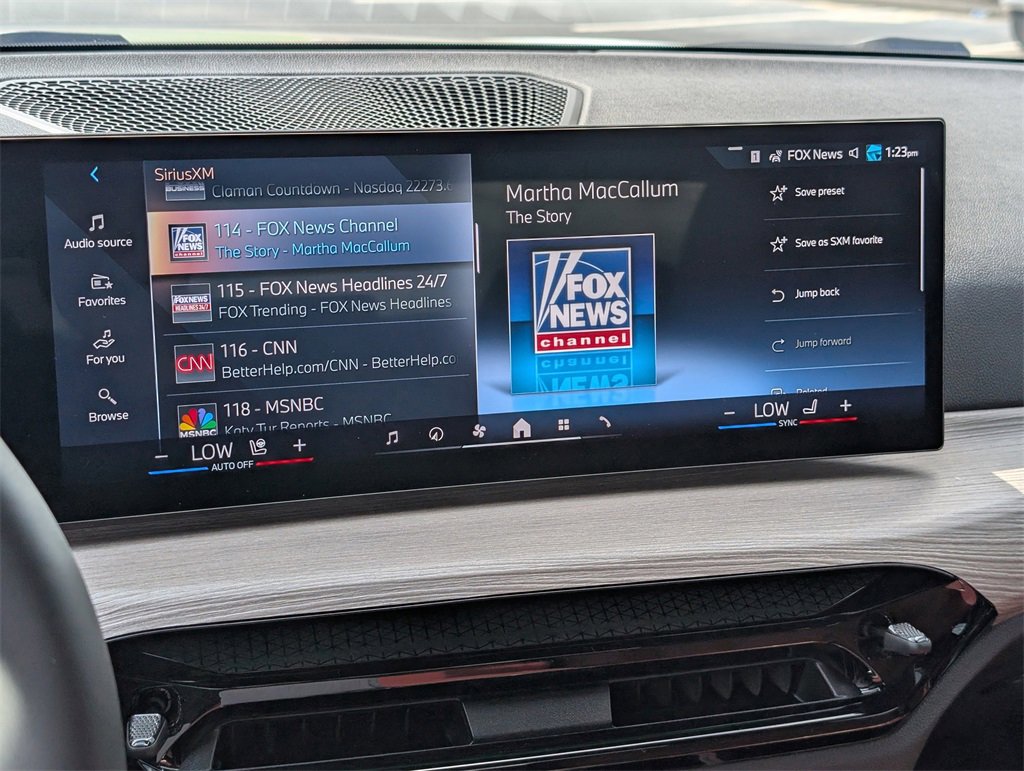 Used 2025 BMW 330i xDrive Sedan w/ Premium Package image 26