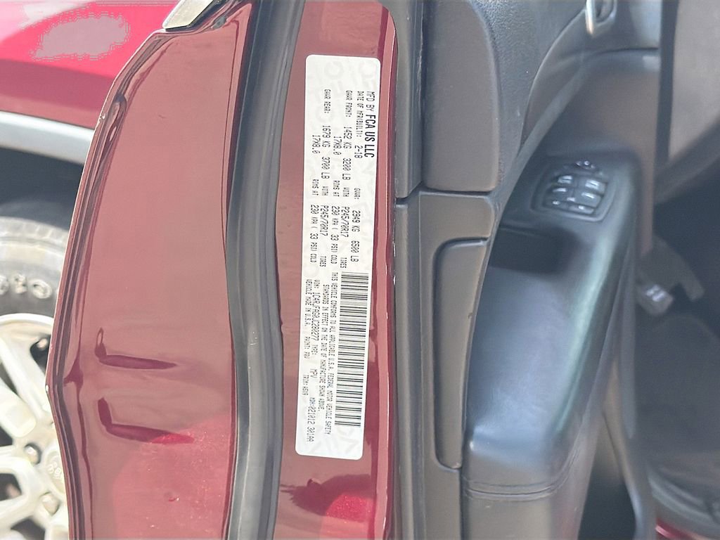 Used 2018 Jeep Grand Cherokee Laredo AWD/4WD image 39
