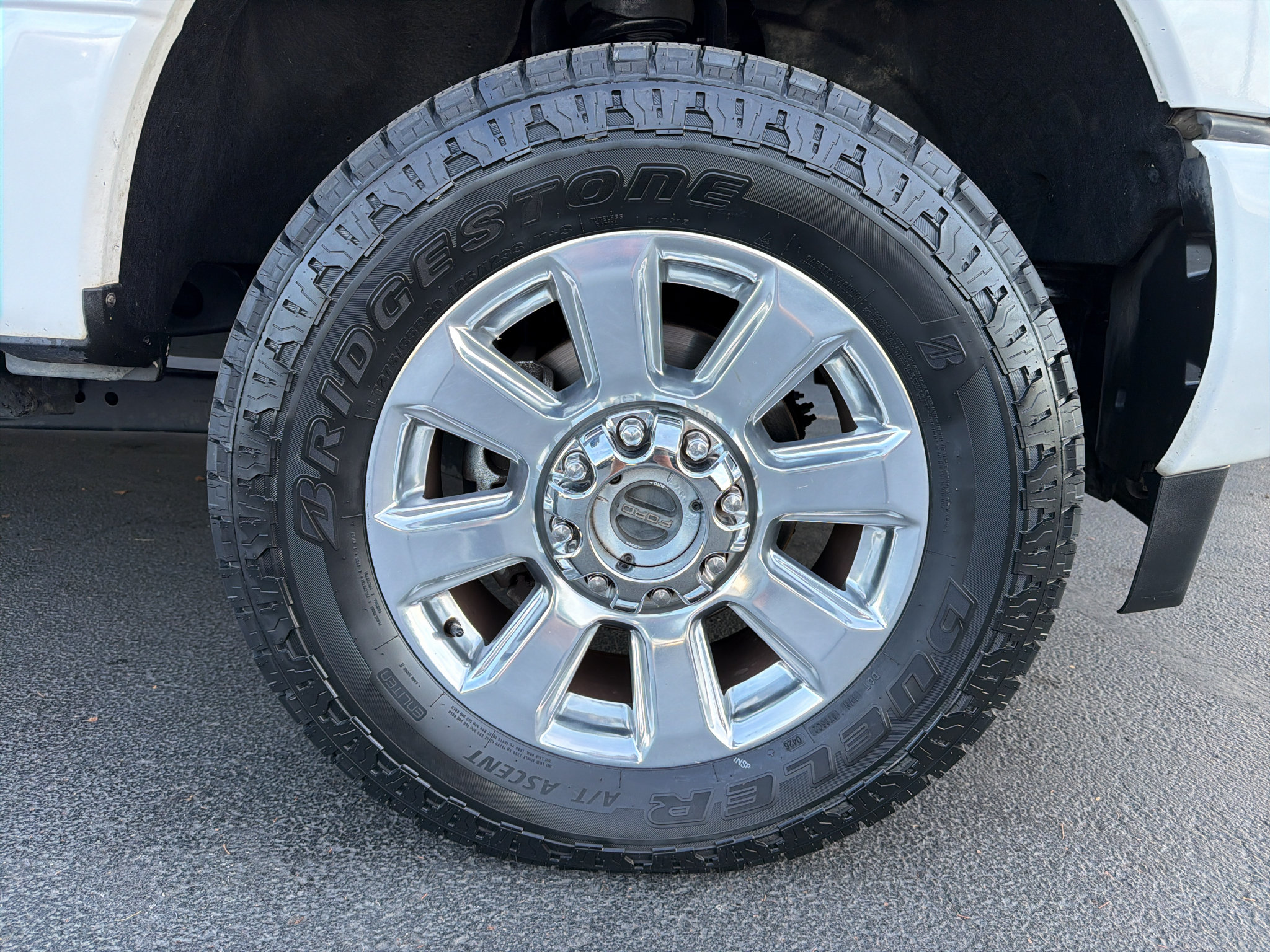 Used 2018 Ford F350 Platinum w/ Platinum Ultimate Package AWD/4WD image 5