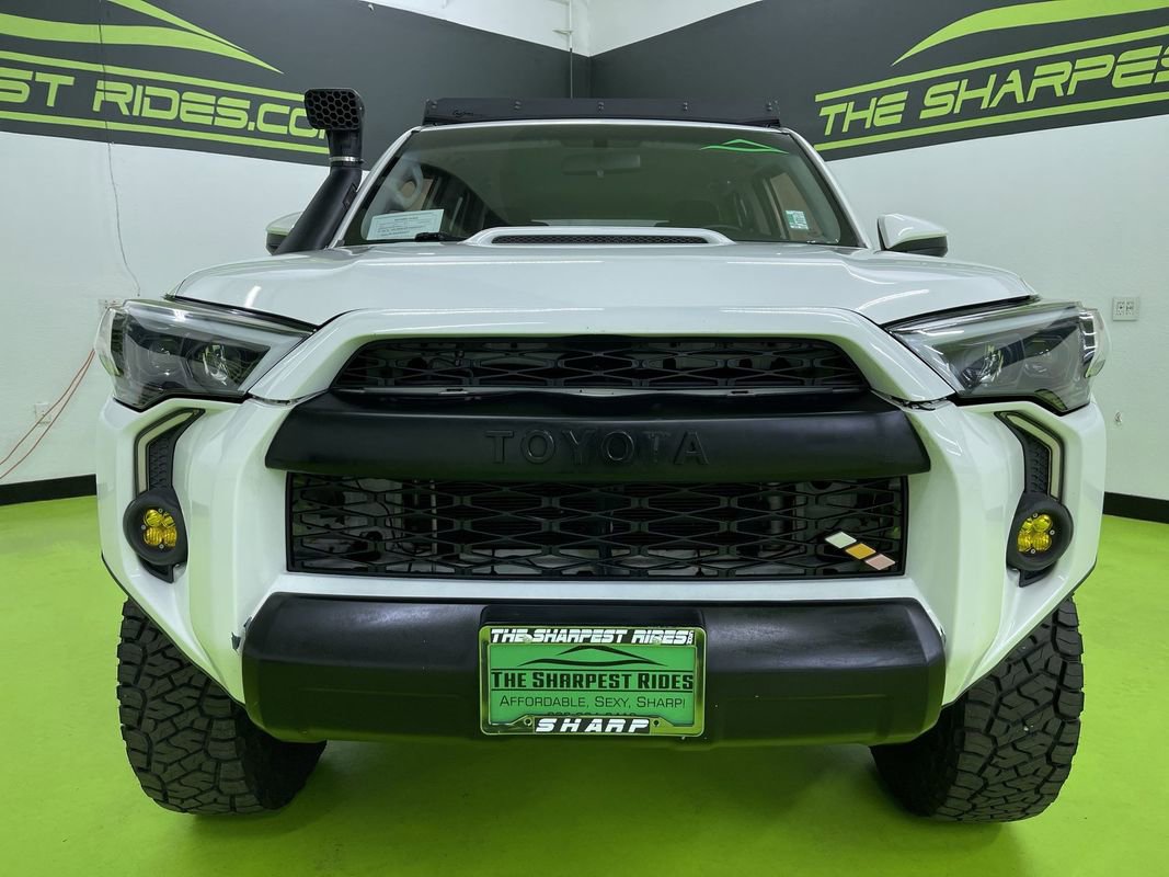 Used 2016 Toyota 4Runner SR5 image 3