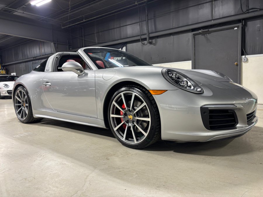 Used 2019 Porsche 911 Targa 4S AWD/4WD image 34