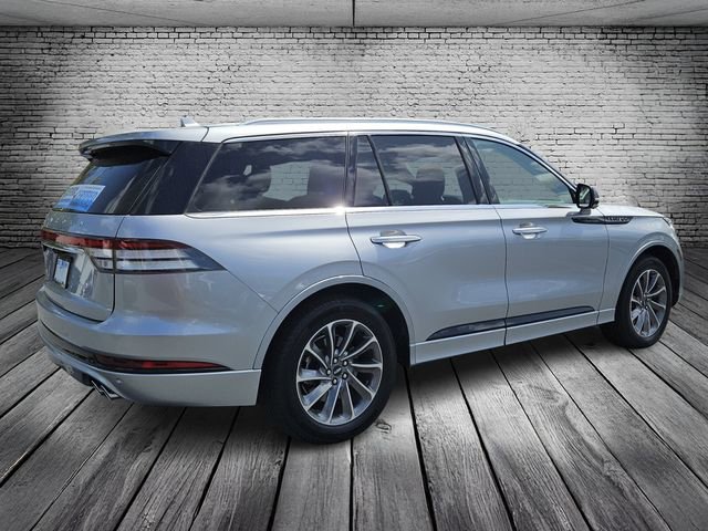Used 2020 Lincoln Aviator Grand Touring w/ Elements Package Plus image 5