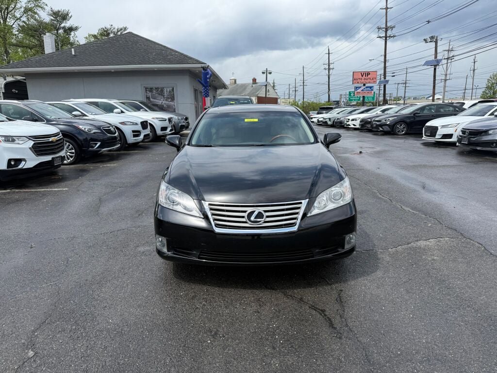 Used 2011 Lexus ES 350 image 2