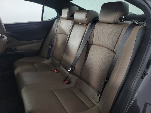 Used 2025 Lexus ES 350 w/ Premium Package FWD image 18