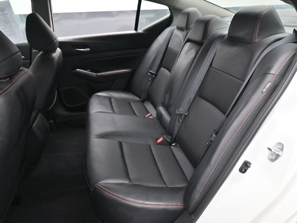 Used 2023 Nissan Altima 2.5 SR image 26