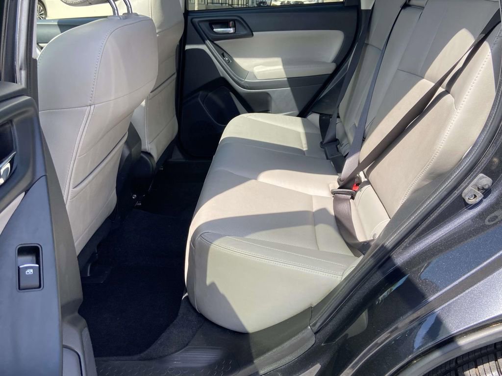 Used 2017 Subaru Forester 2.5i Limited AWD/4WD image 12