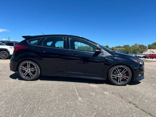 Used 2016 Ford Focus ST w/ Equipment Group 401A FWD image 7
