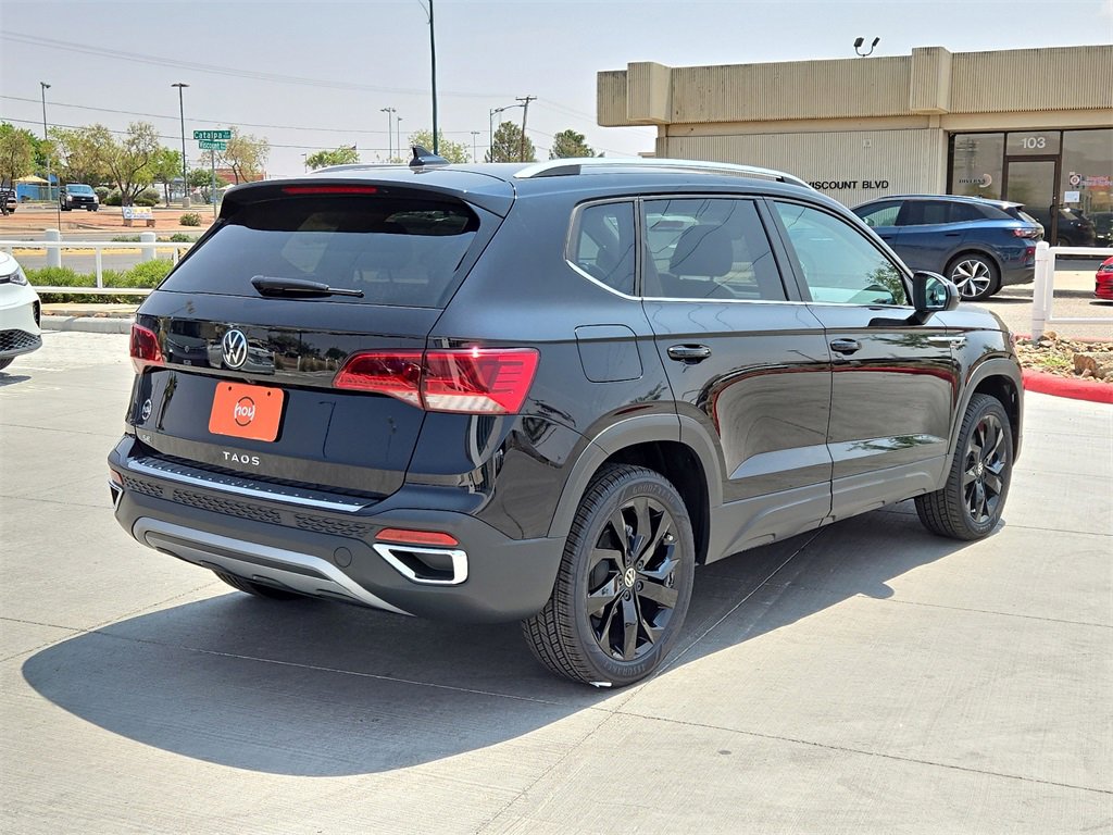Used 2024 Volkswagen Taos SE image 10