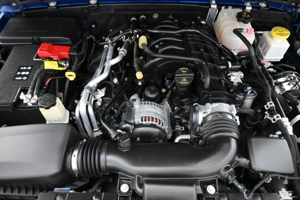 Used 2023 Jeep Gladiator Sport AWD/4WD image 19