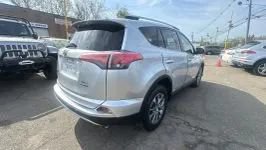Used 2016 Toyota RAV4 XLE AWD/4WD image 5