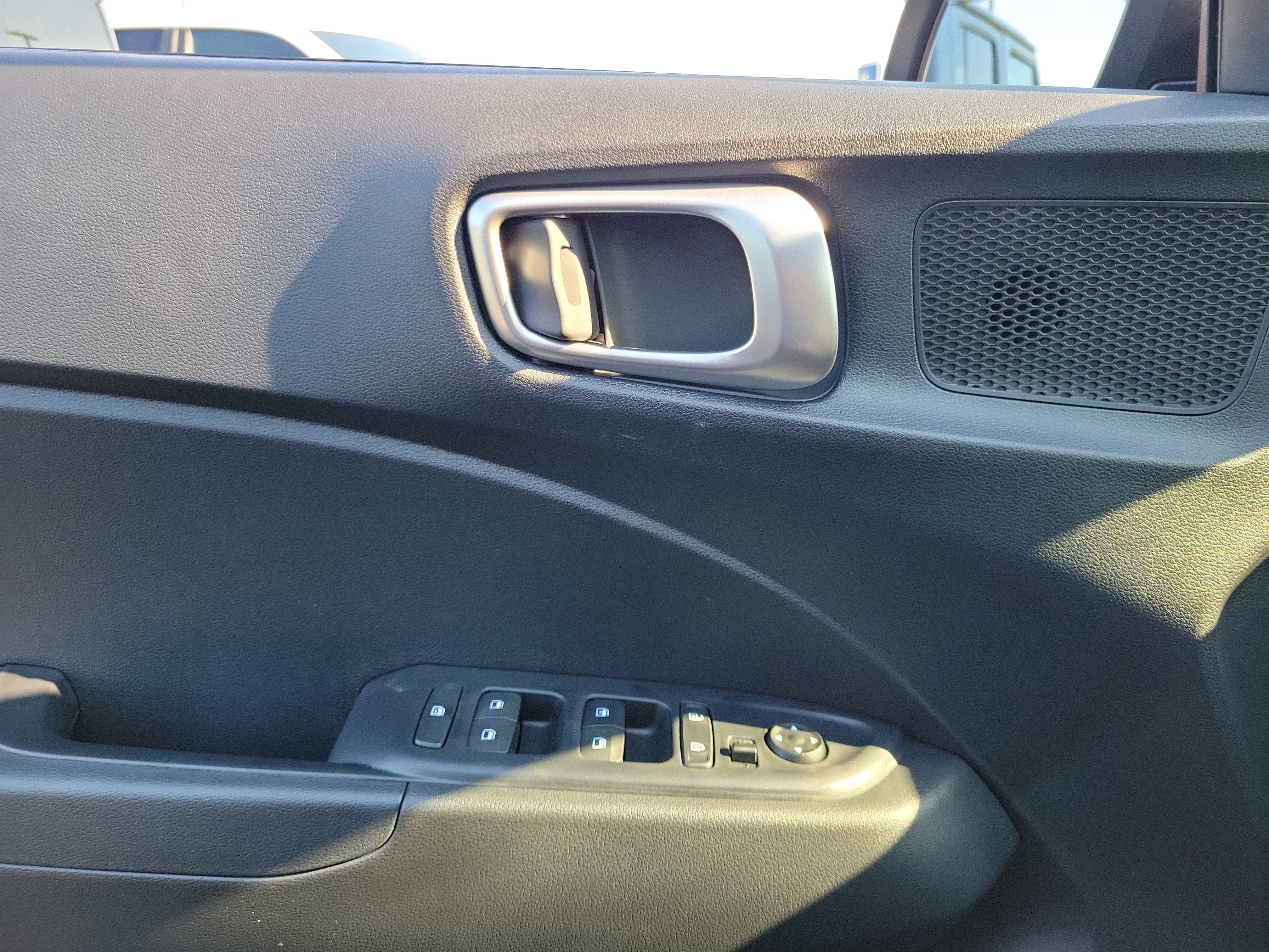 New 2026 Hyundai Venue SE FWD image 13
