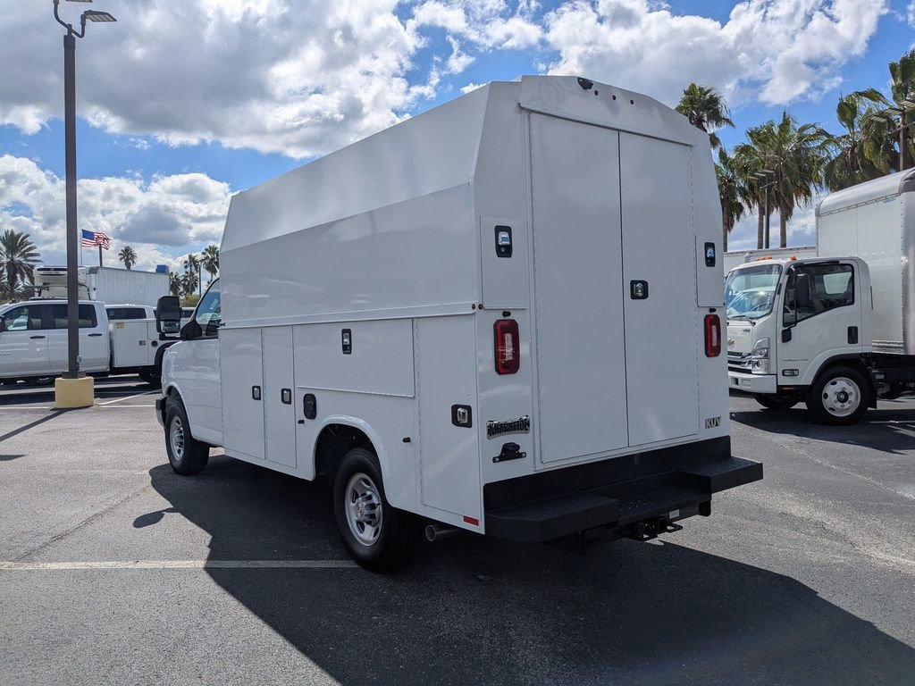 New 2025 Chevrolet Express 3500 w/ Power Convenience Package image 8