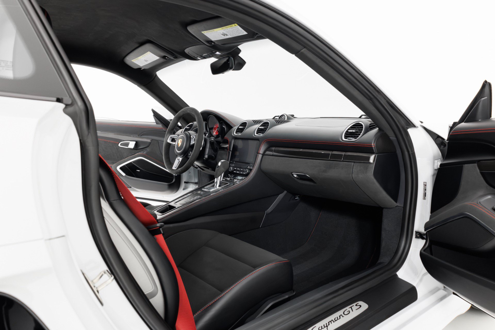Used 2022 Porsche 718 Cayman GTS RWD image 35