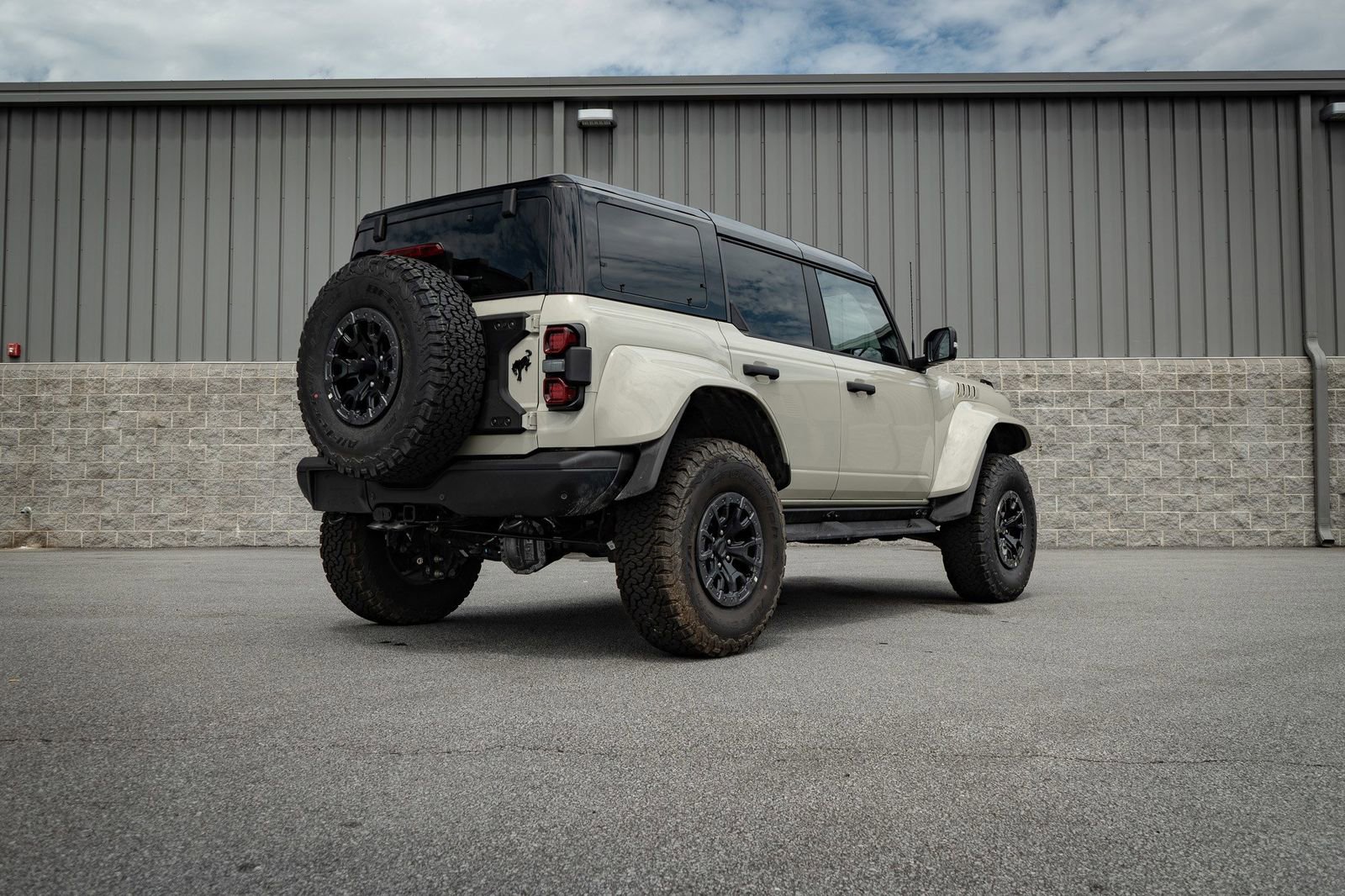 Used 2025 Ford Bronco Raptor image 22