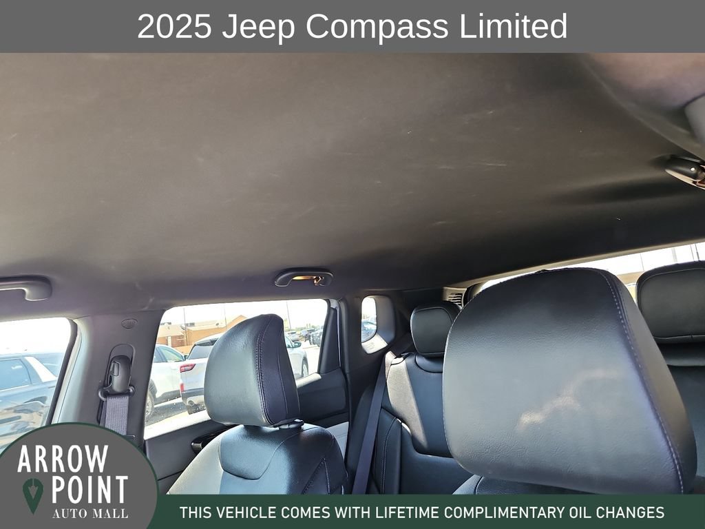 Used 2025 Jeep Compass Limited AWD/4WD image 22