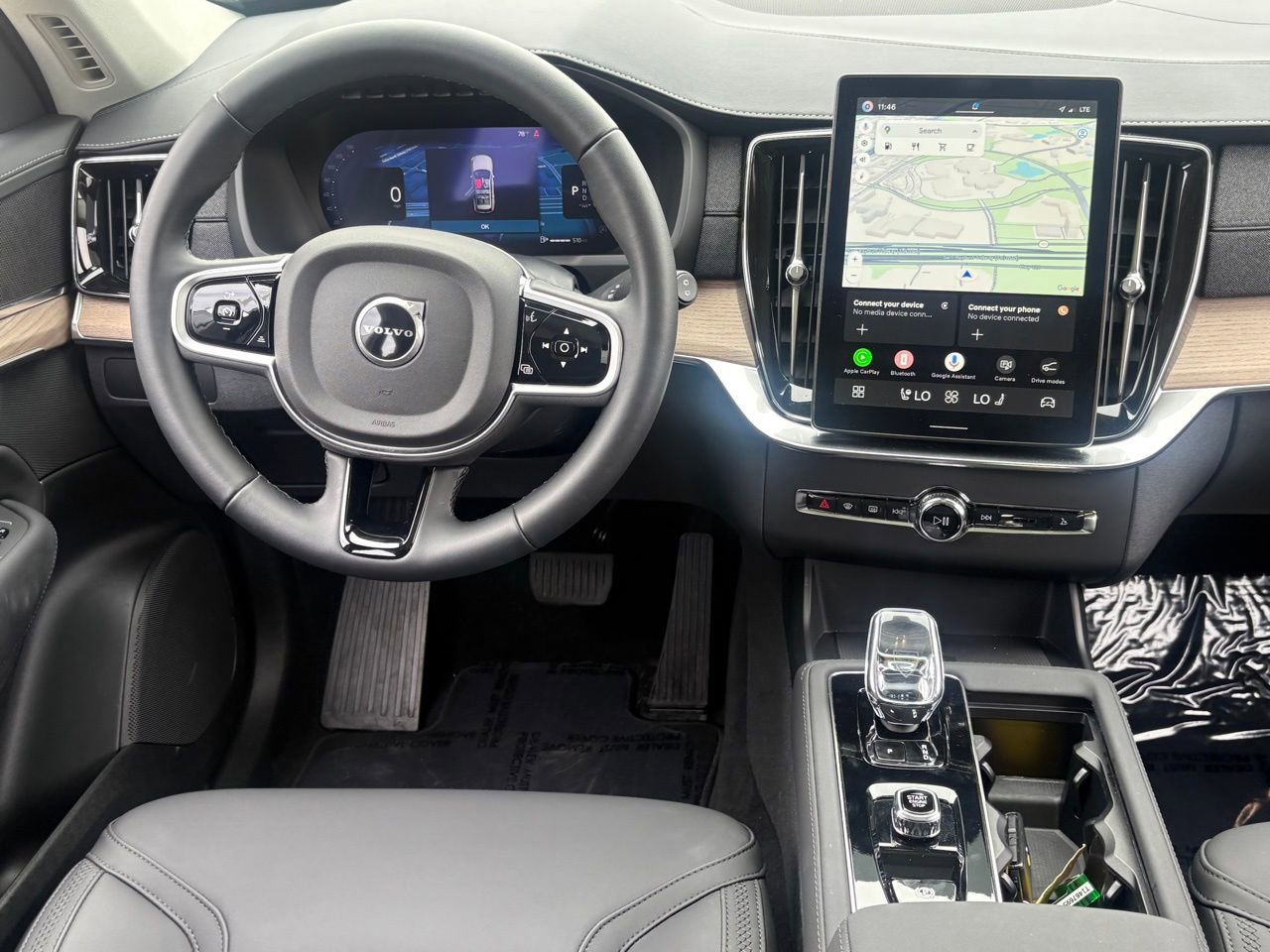 New 2026 Volvo XC90 B5 Core w/ Protection Package Premier image 14