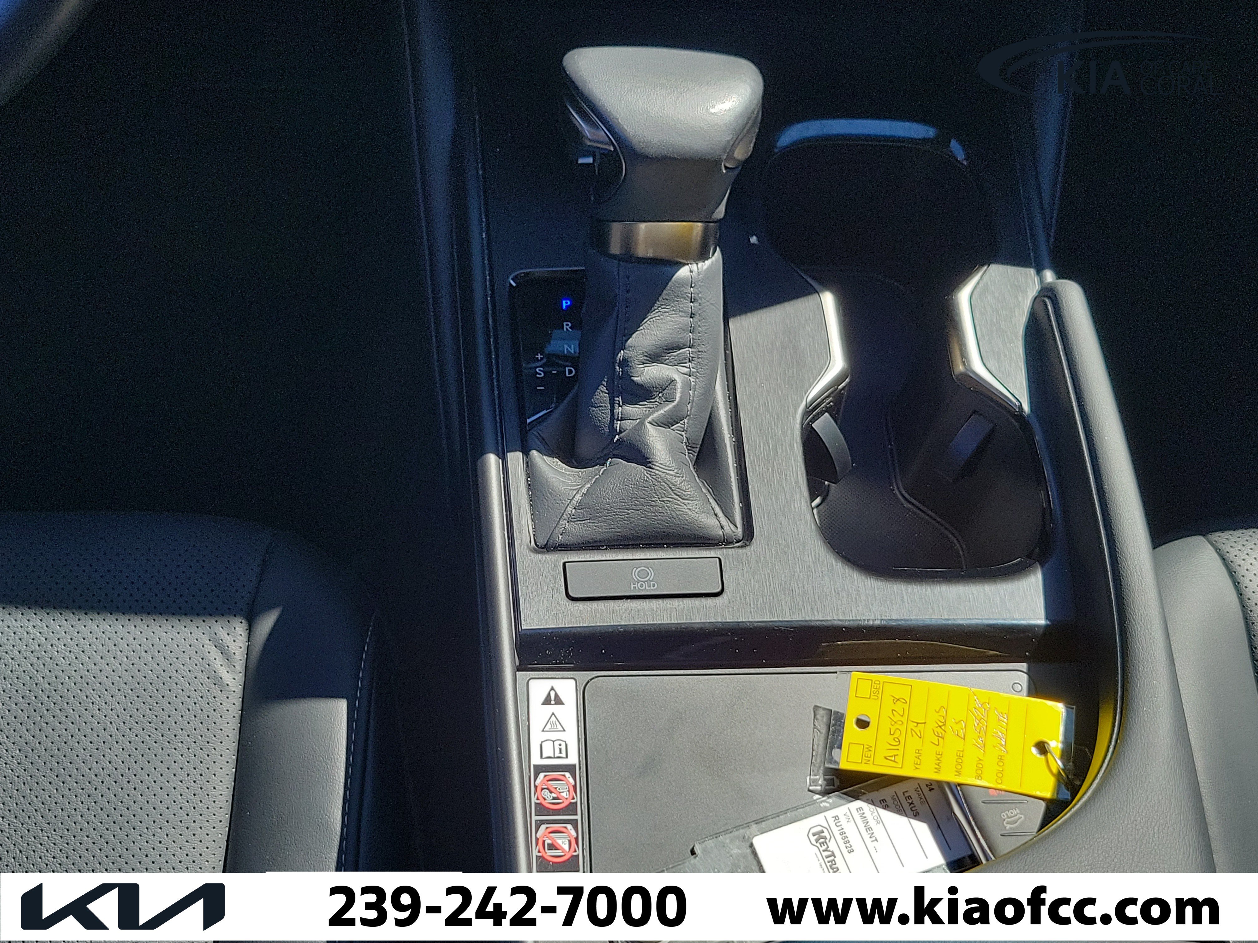 Used 2024 Lexus ES 350 w/ Premium Package FWD image 19