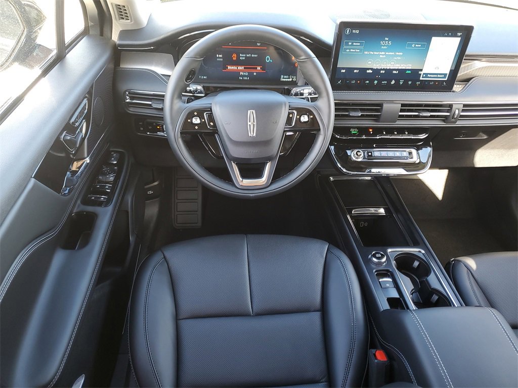 New 2026 Lincoln Corsair Grand Touring w/ Rear Removable Package Tray image 16