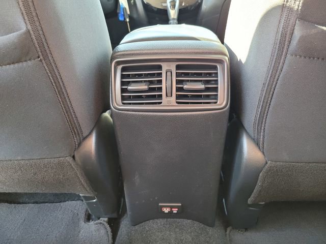 Used 2020 Nissan Rogue S image 17