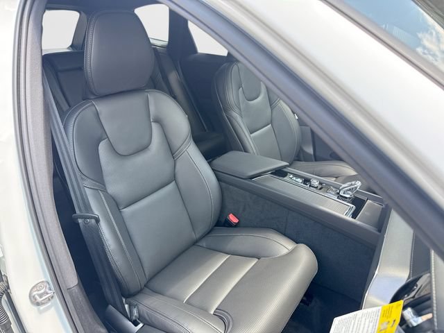 New 2026 Volvo XC60 B5 Ultra w/ Protection Package Premier AWD/4WD image 26
