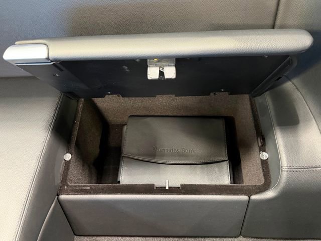 Used 2009 Mercedes-Benz SL 63 AMG image 25