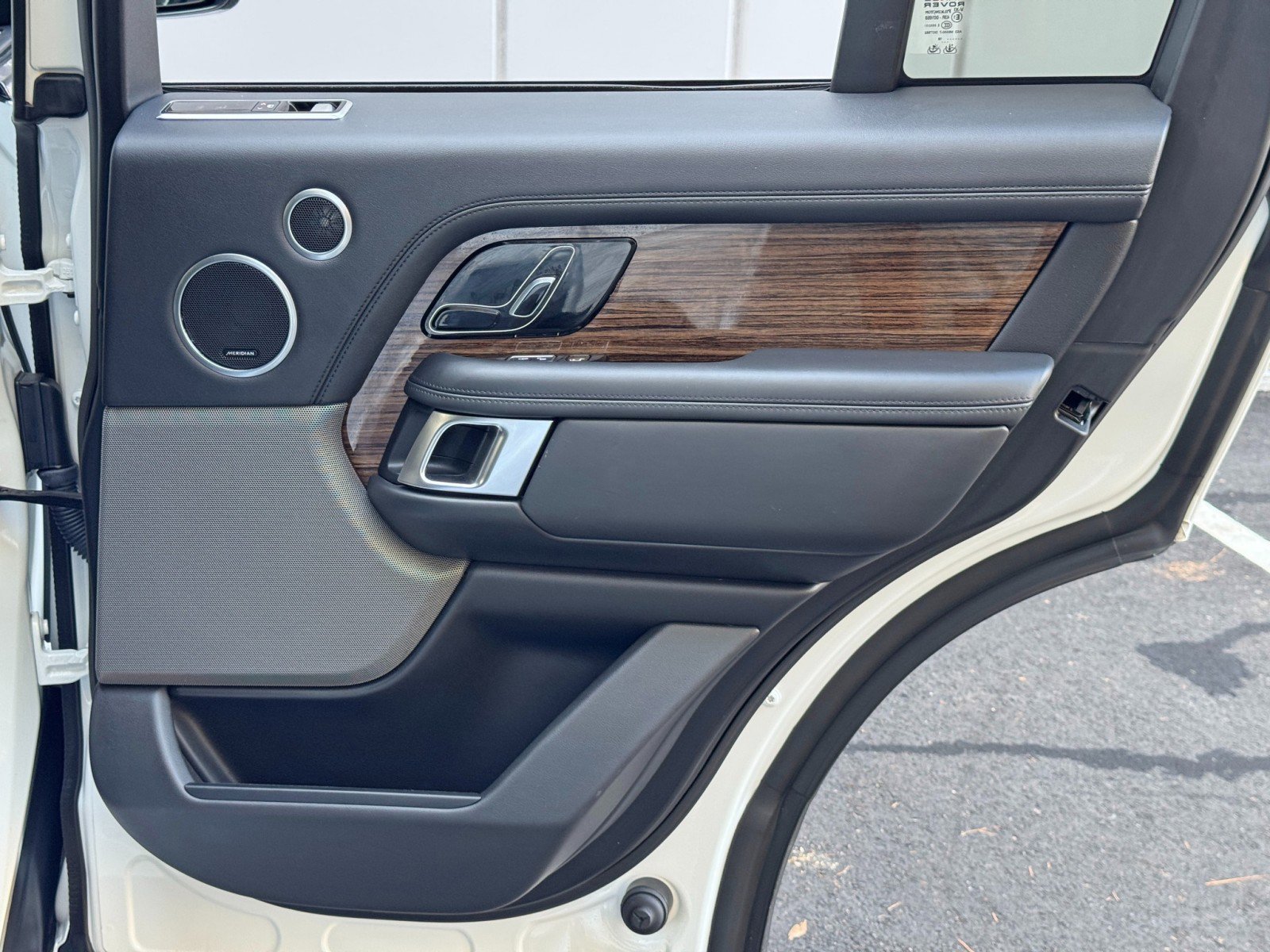 Used 2018 Land Rover Range Rover HSE image 53