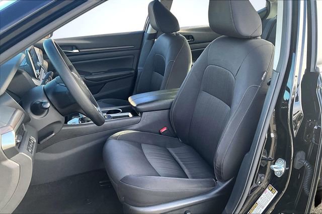 Used 2024 Nissan Altima 2.5 SV image 21