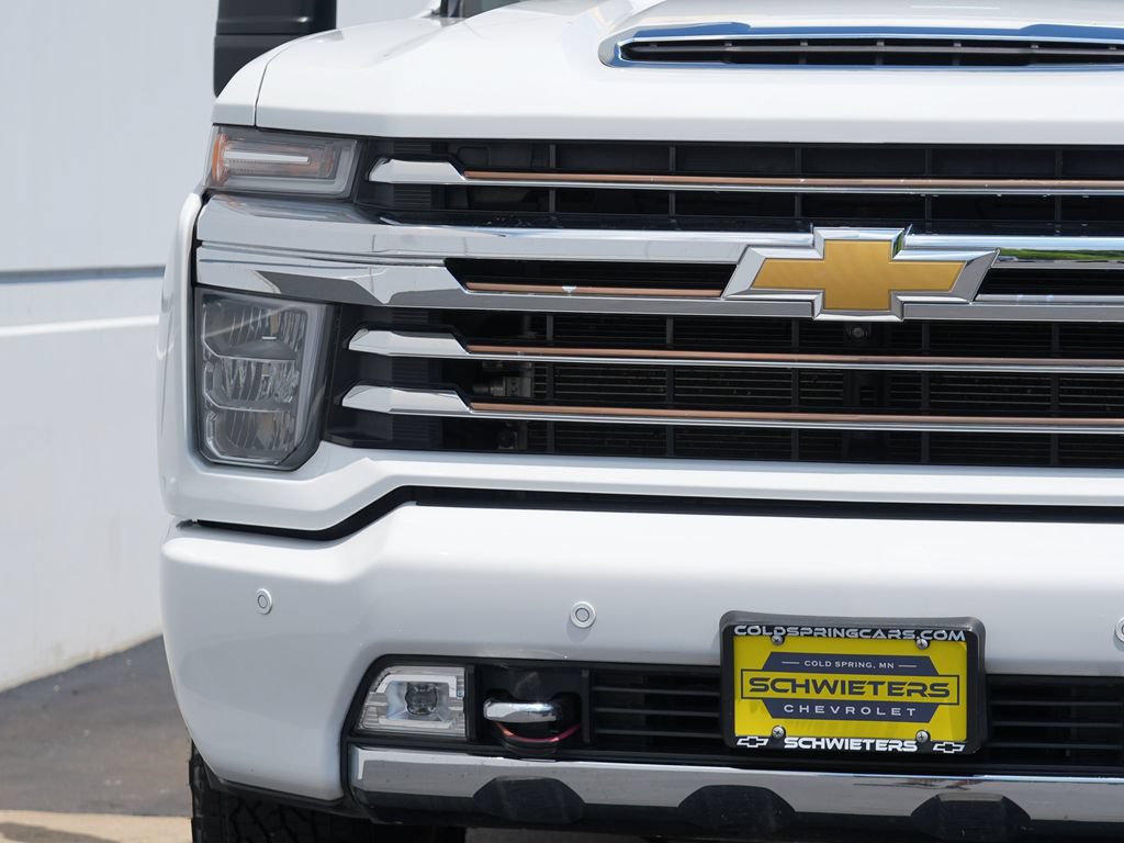 Certified 2022 Chevrolet Silverado 3500 High Country w/ Z71 Off-Road Package AWD/4WD image 9