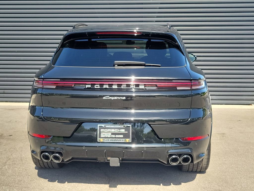 Certified 2025 Porsche Cayenne image 6