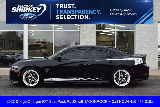 Used 2023 Dodge Charger Scat Pack w/ Plus Group RWD image 2