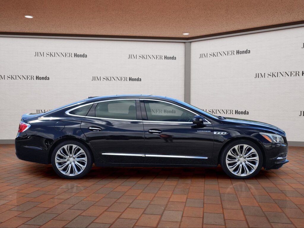 Used 2017 Buick LaCrosse Premium w/ Driver Confidence Package #2 FWD image 7