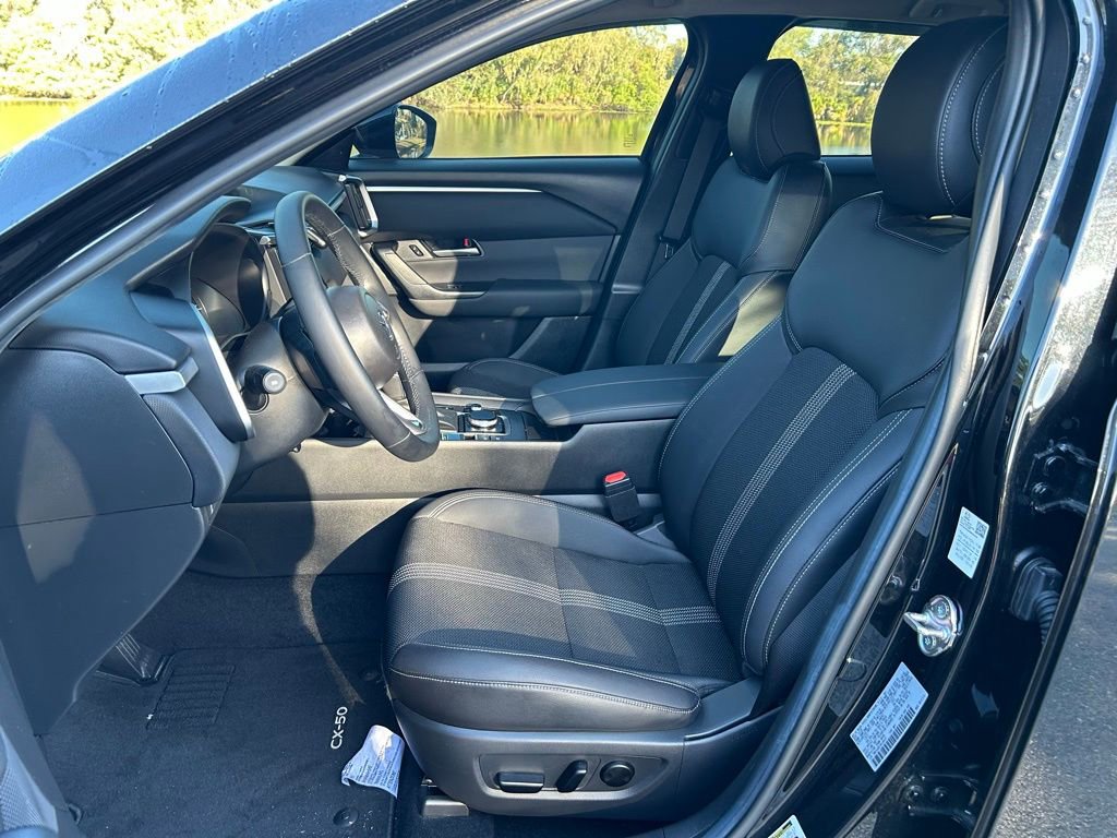 Used 2025 MAZDA CX-50 2.5 Hybrid w/ Preferred Pkg image 14
