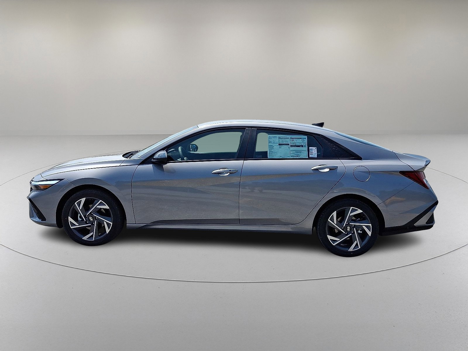 New 2025 Hyundai Elantra SEL image 4