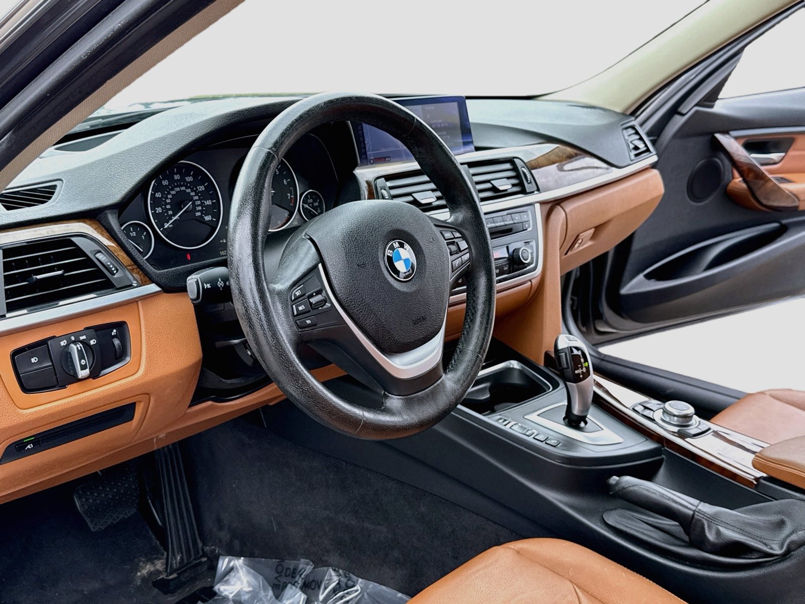 Used 2013 BMW 328i xDrive Sedan AWD/4WD image 11