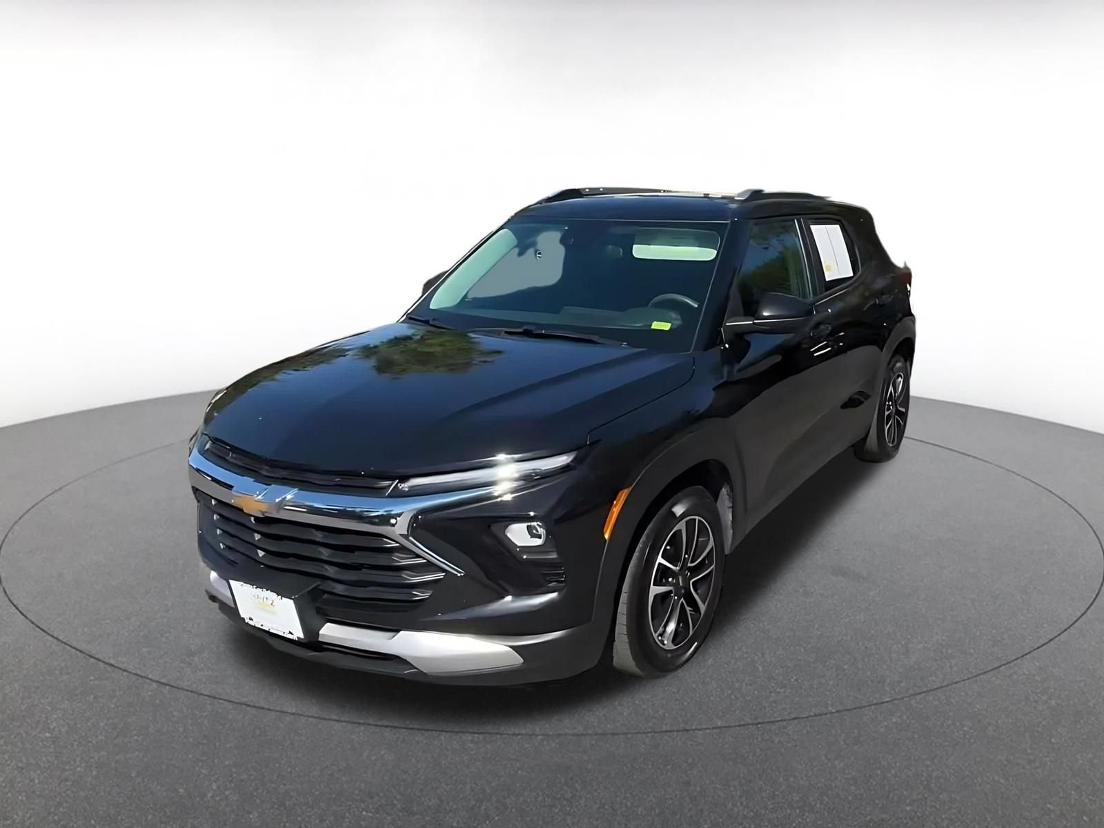 Used 2025 Chevrolet TrailBlazer LT FWD image 6