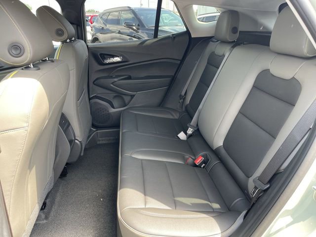 New 2026 Chevrolet Trax ACTIV w/ Sunroof Package FWD image 22