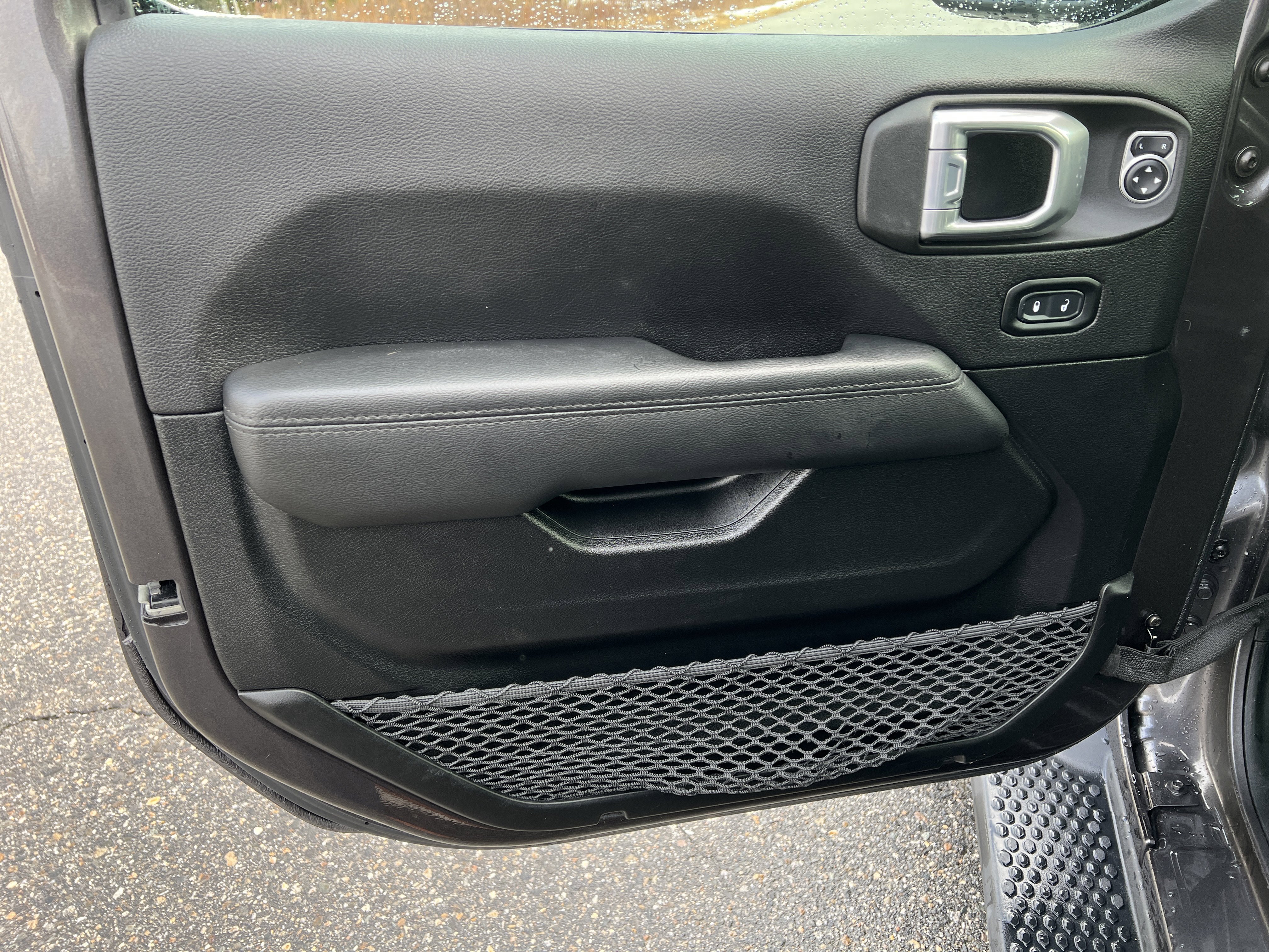 Used 2021 Jeep Wrangler Unlimited Sahara image 15