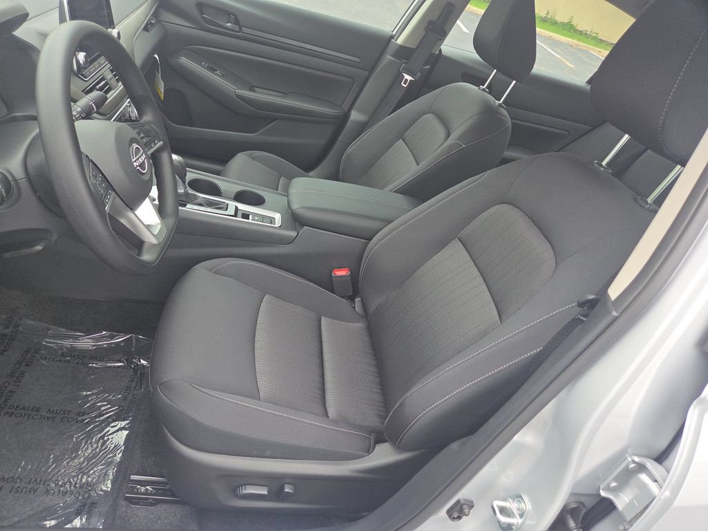 New 2026 Nissan Altima 2.5 SV AWD/4WD image 27