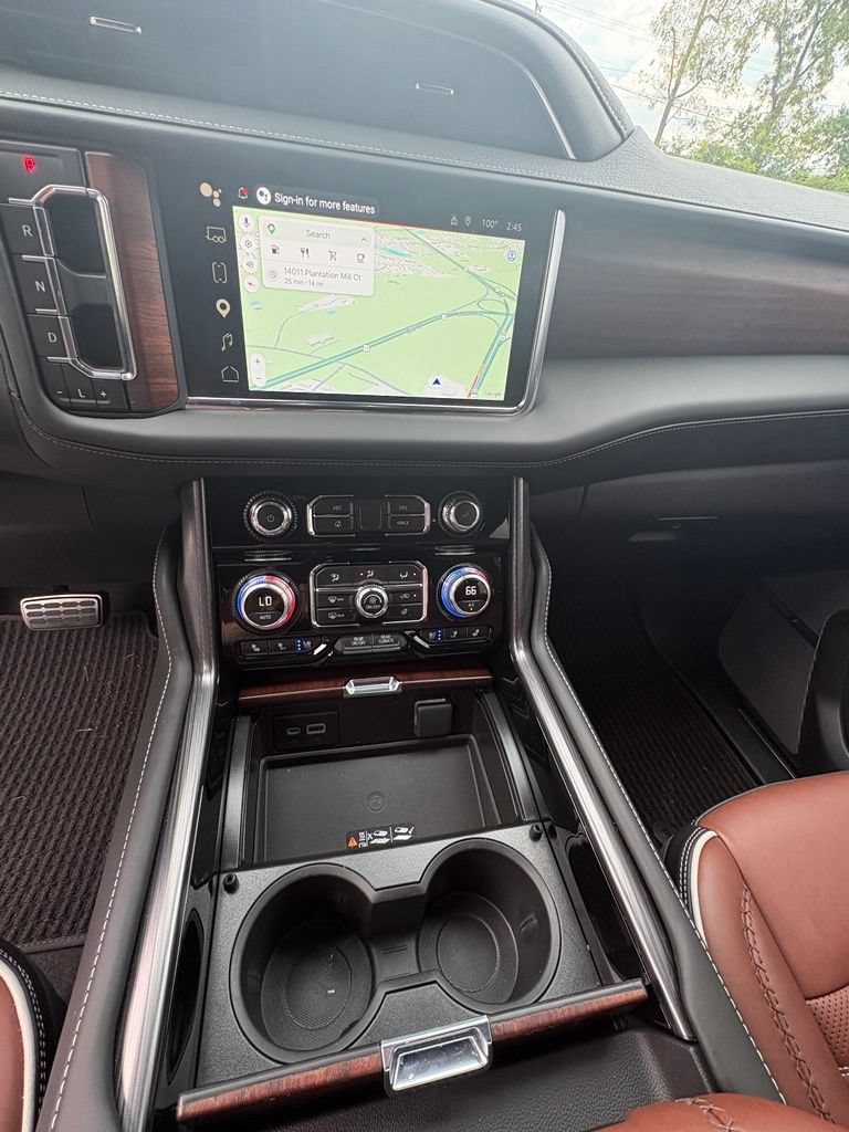 Used 2024 GMC Yukon Denali Ultimate AWD/4WD image 21