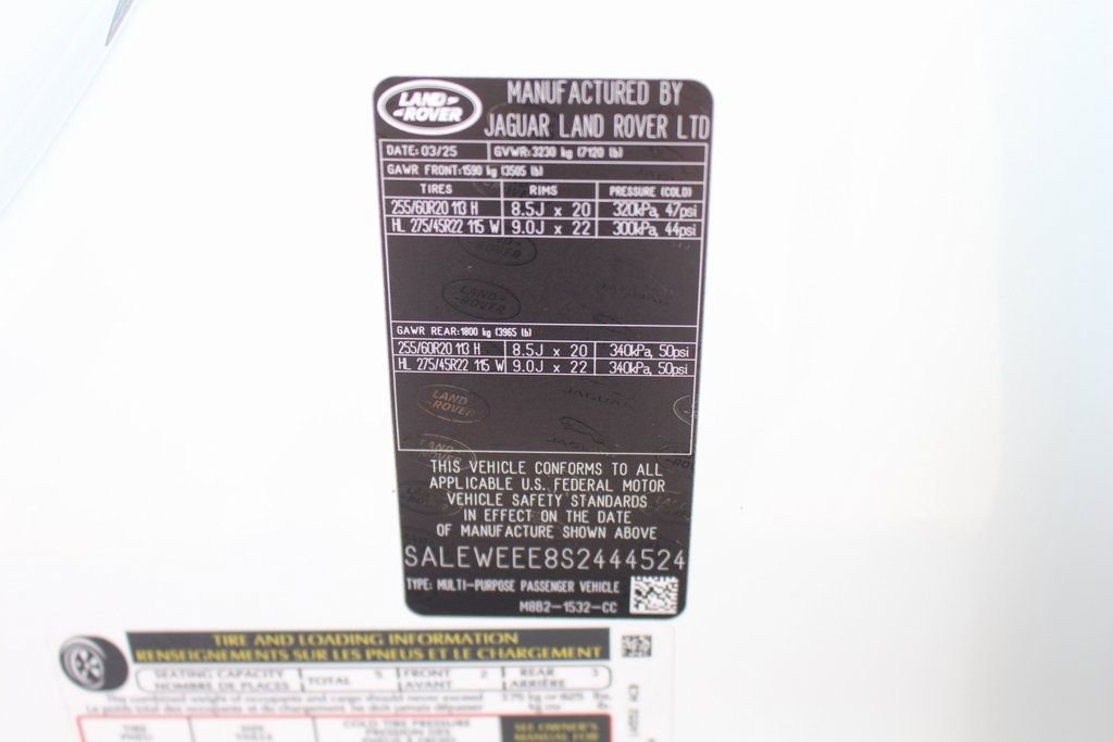 Used 2025 Land Rover Defender 110 V8 image 27